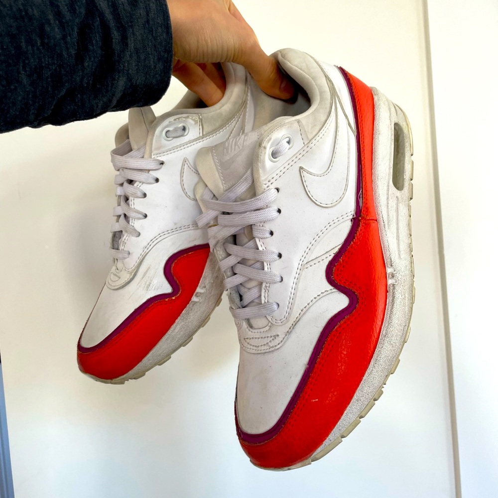 Nike Air Max 1 - Women’s 9
